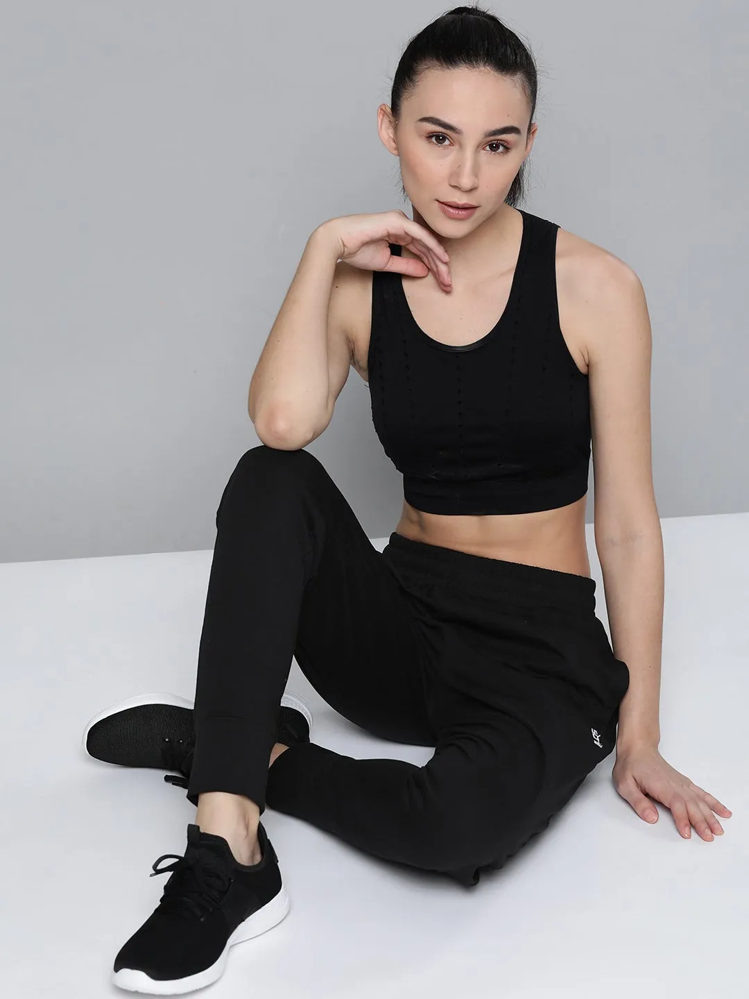 Alcis Women Solid Black Jogger