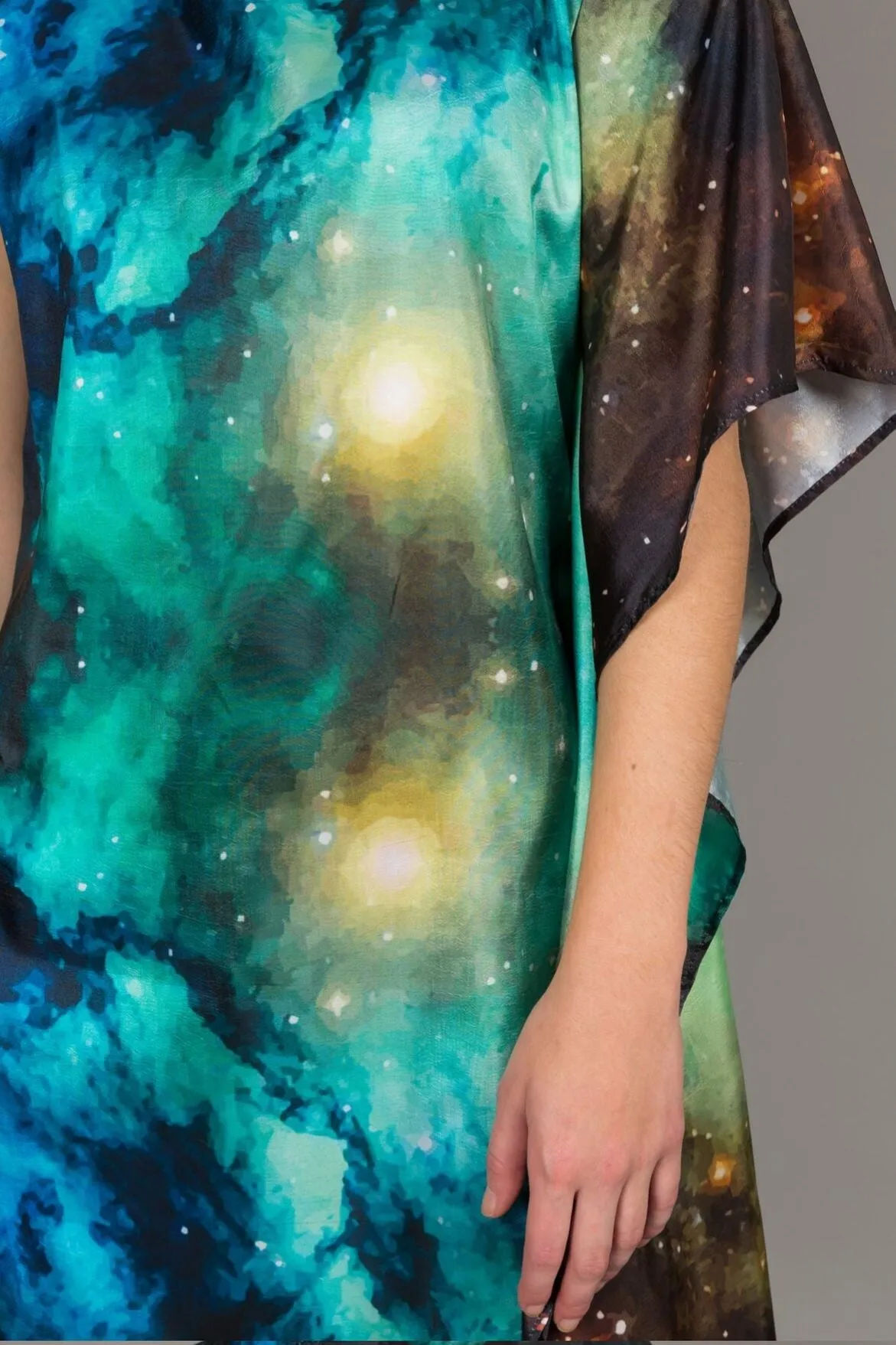 Asymmetric dress