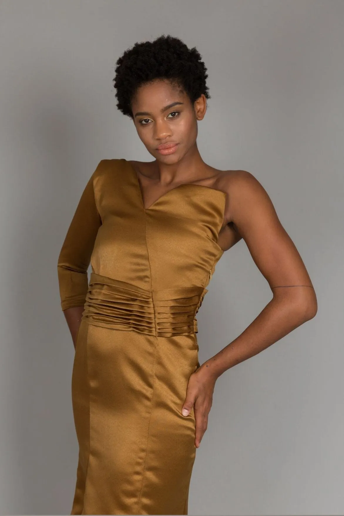 Asymmetric dress