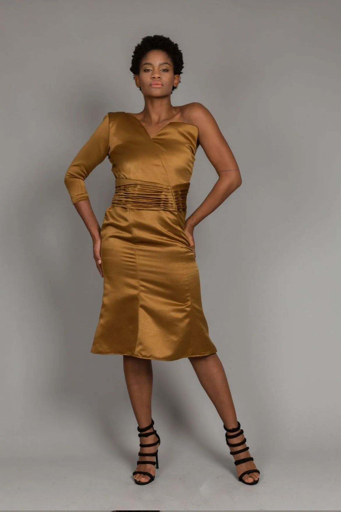 Asymmetric dress