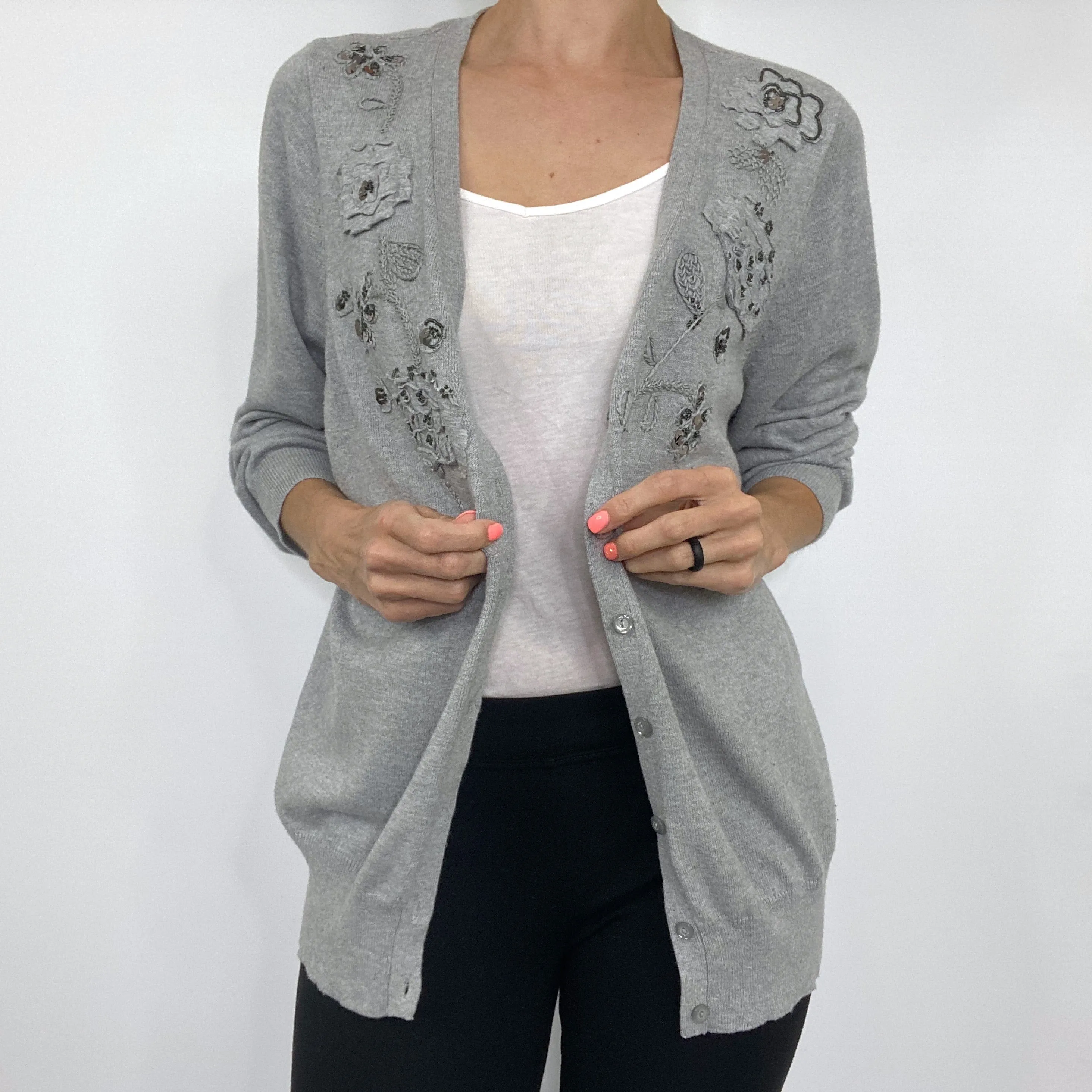 Caslon Gray Floral Appliqué Cotton Cashmere V-Neck Cardigan