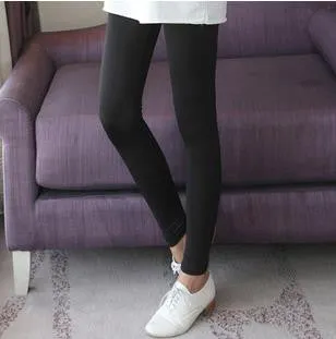 Floral patterned Printed Leggings Fashion Women Lady Slim Cotton Pants Black white Vintage graffiti trousers