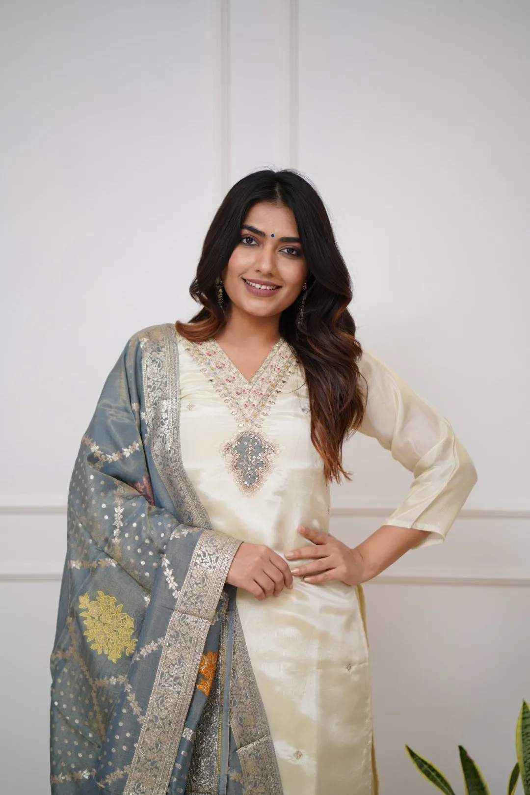FRILLFIT: Women Embroidered Chanderi  SILK  kurta set