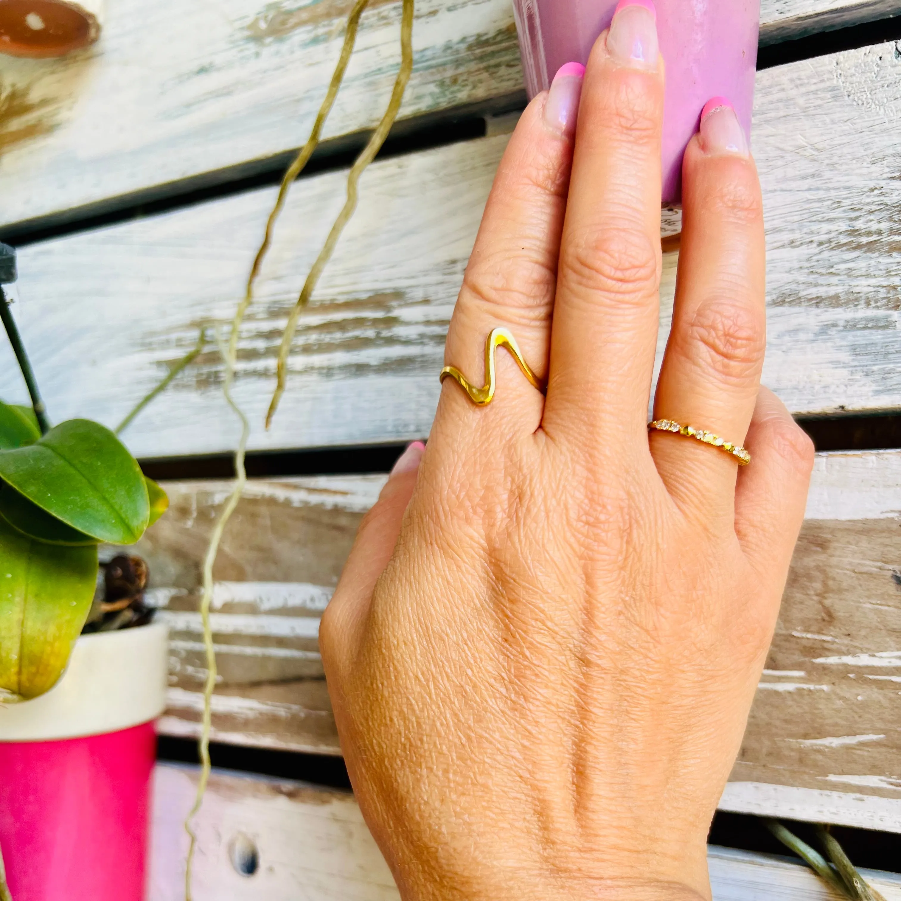 Geometric Wave Ring