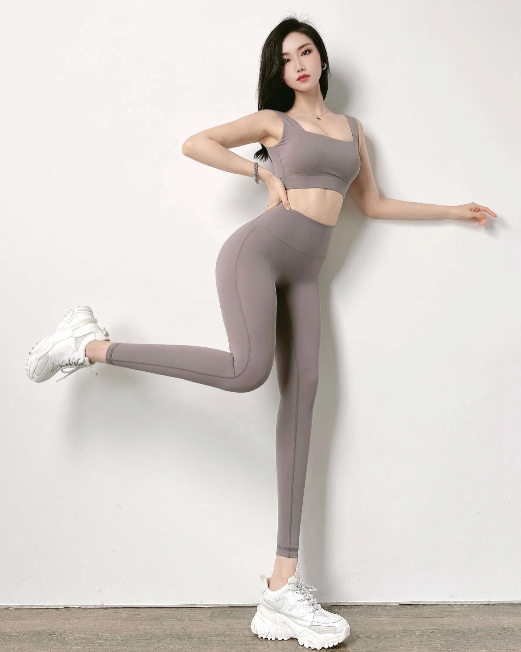 high waist gym yoga pants legging compression leggings butt lift scrunch butt bow squat proof leggings for women
