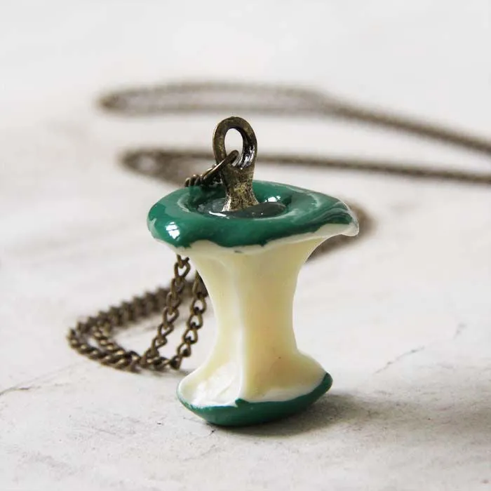 J 201 - An Apple A Day Necklace in Green