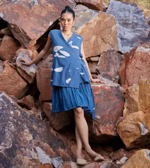 Khara Kapas  Where The Wind Blows Co-ord Set 100% Cotton  Blue and off-white KW651