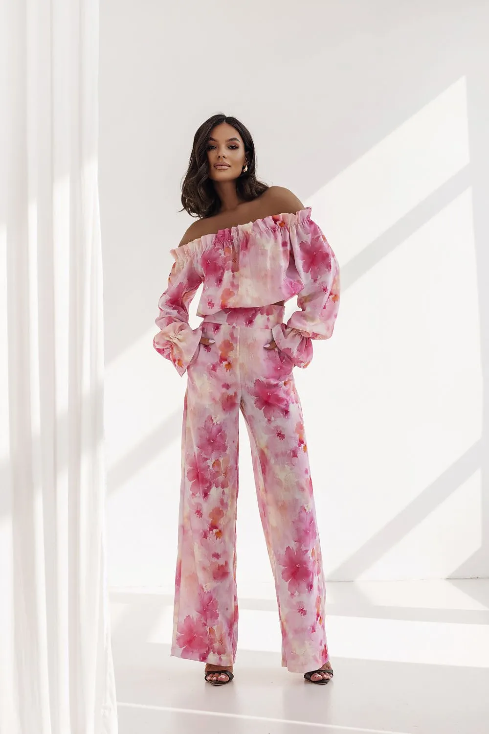 LaBalancia classic style blouse with trousers set