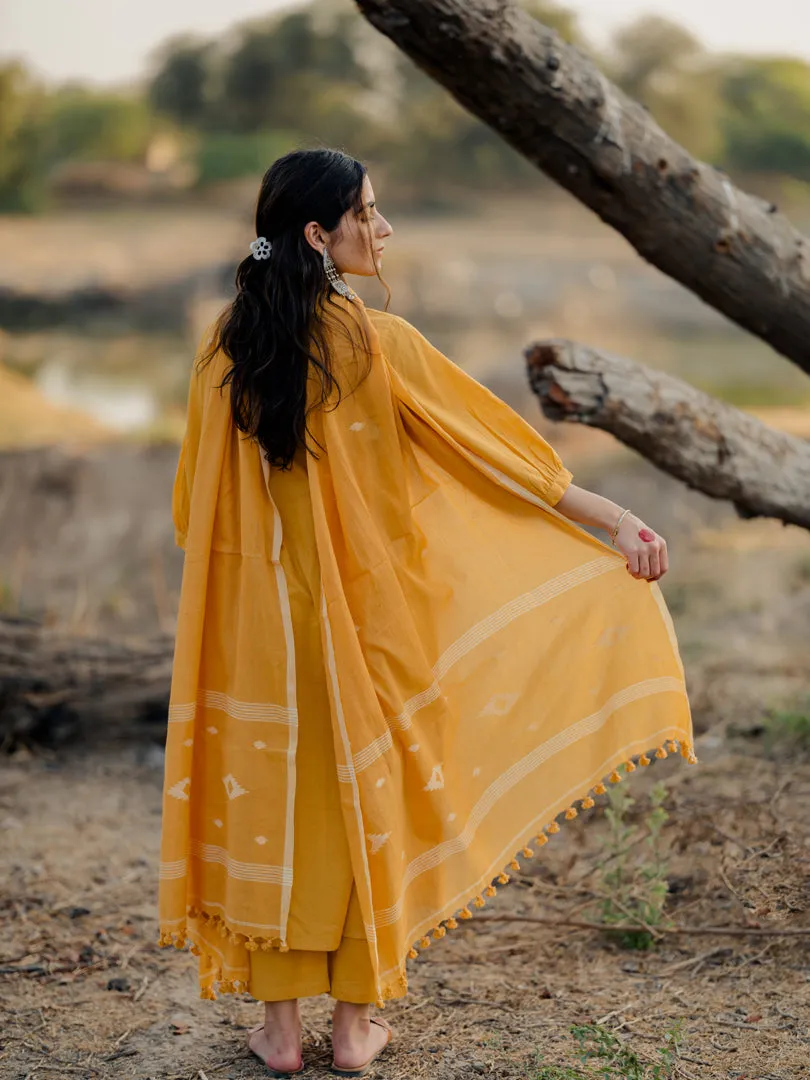 Mustard Kurta Set with jaamdani Dupatta