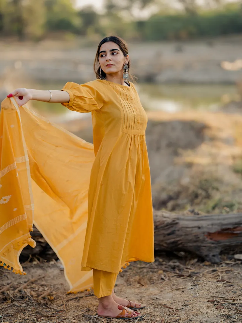 Mustard Kurta Set with jaamdani Dupatta