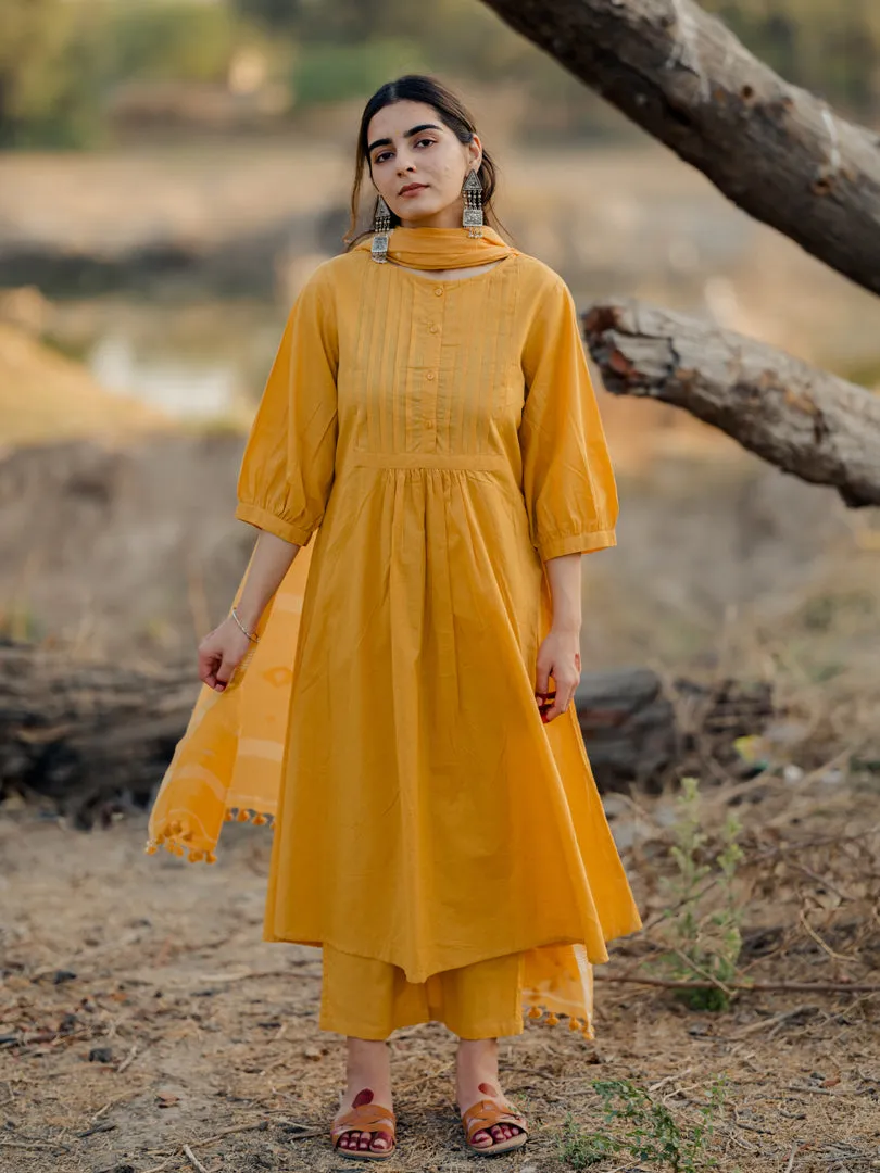 Mustard Kurta Set with jaamdani Dupatta