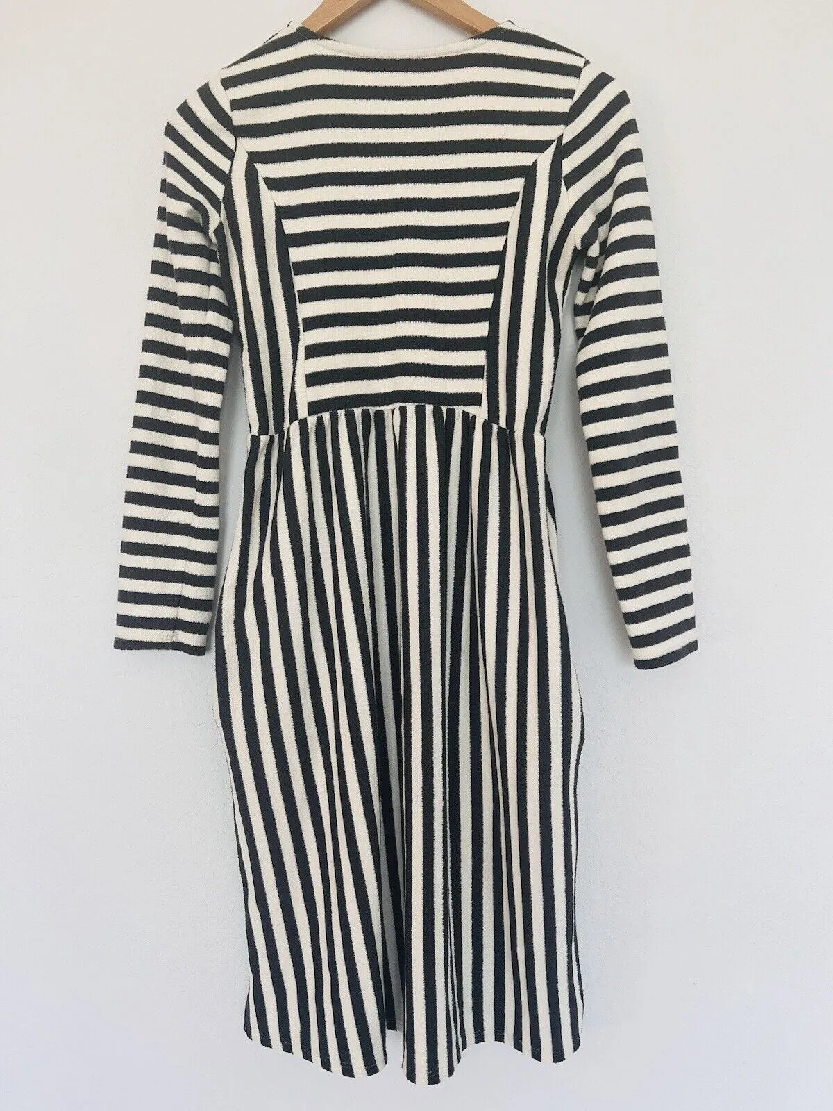ORANGE CREEK Terry Cloth Dress Sz S Stripped Dark Grey White Pull￼over Pockets