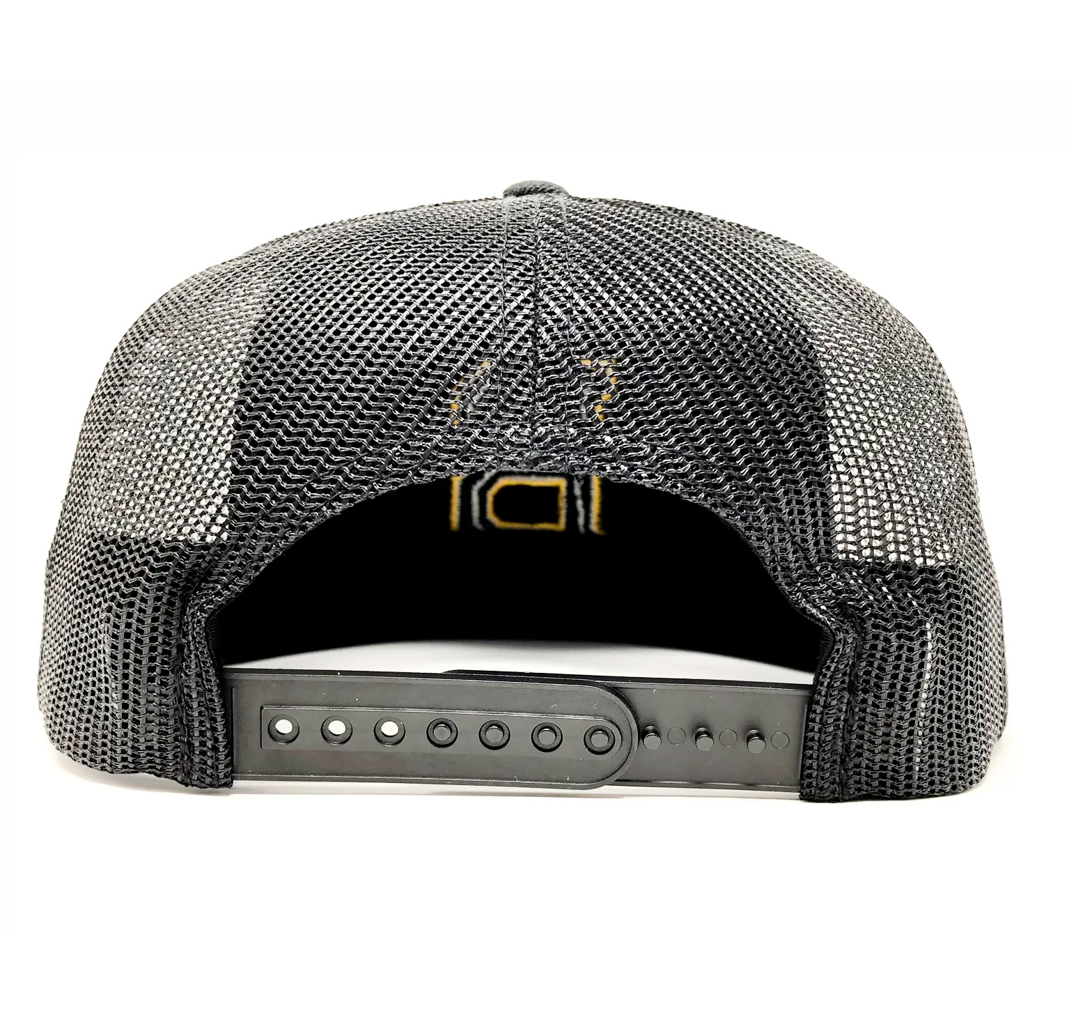 Post Game Mesh Snapback