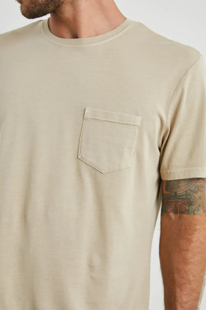 Rails - Johnny T Shirt - Desert Sand