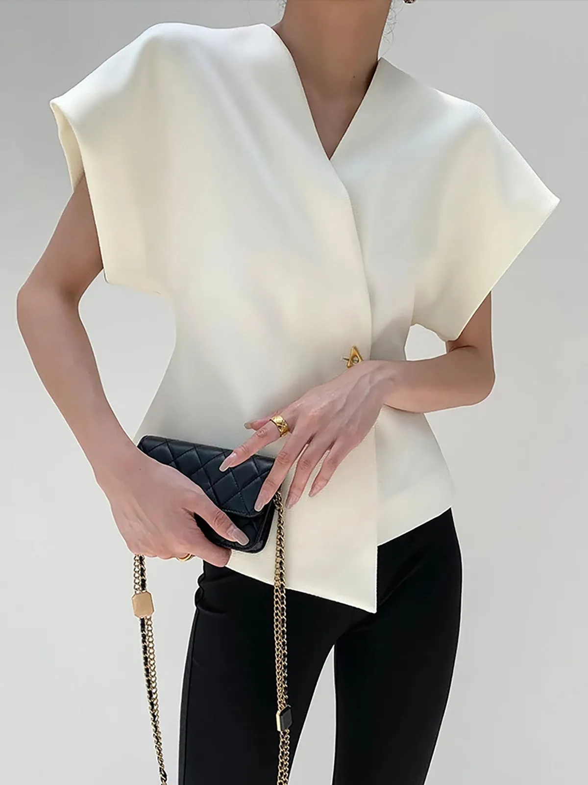 Rhenira V-Neck Asymmetric Top