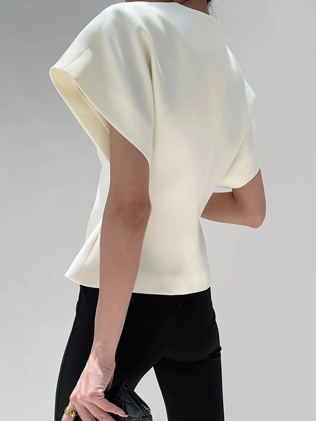 Rhenira V-Neck Asymmetric Top