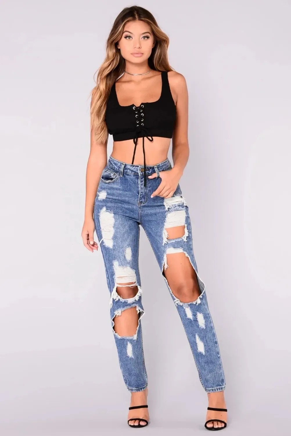 Ripped jeans small leg pants