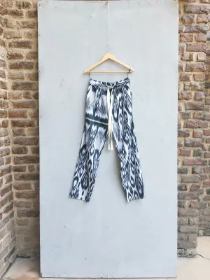 Summer Pants Duro Cotton Silk Ikat Fashion Edit Kai-26 Urvashi Kaur