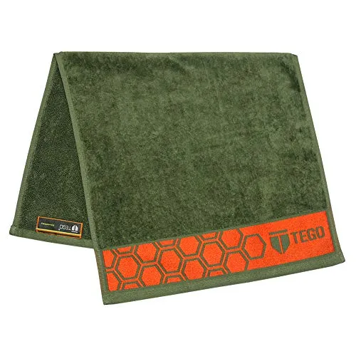TEGO Anti-Microbial Sports Towel (Green and Red, 16x30 Inch)