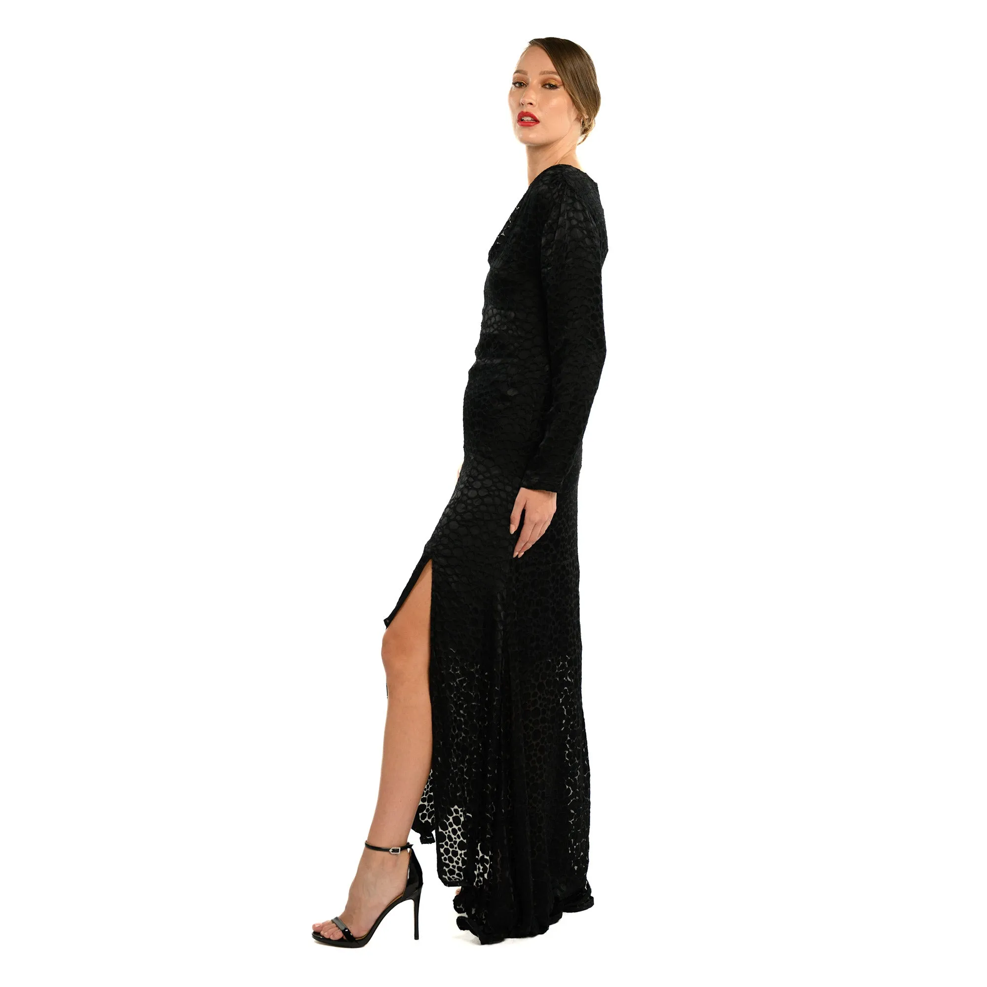 The Asymmetric Shoulder Side Slit Classic