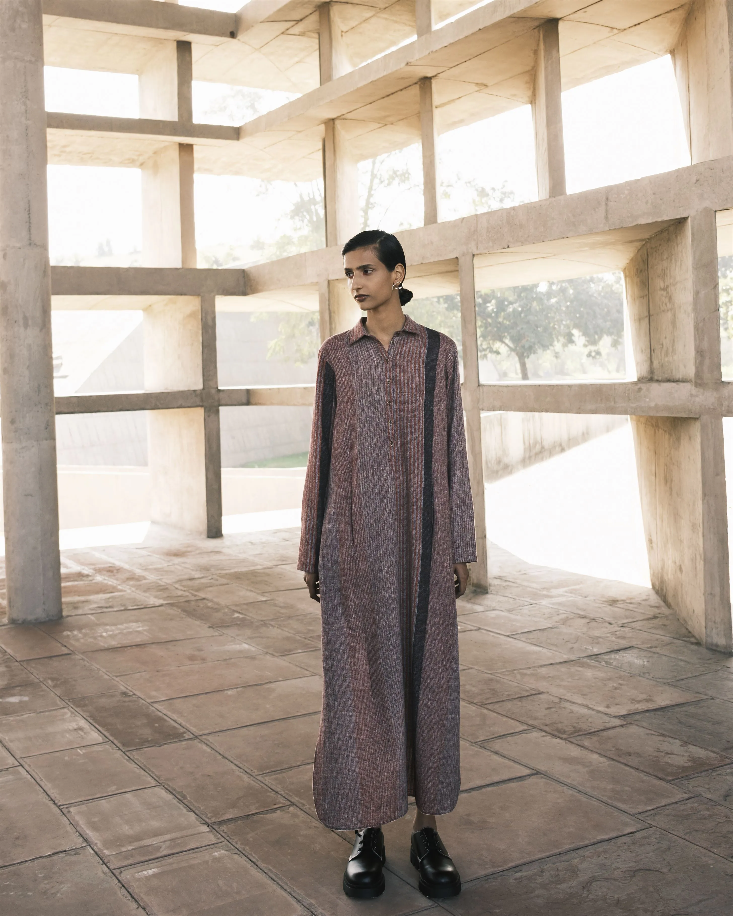 Urvashi Kaur   I   Kyoto DRESS EDA 100% handloom cotton  brick TESSELLATE- 09