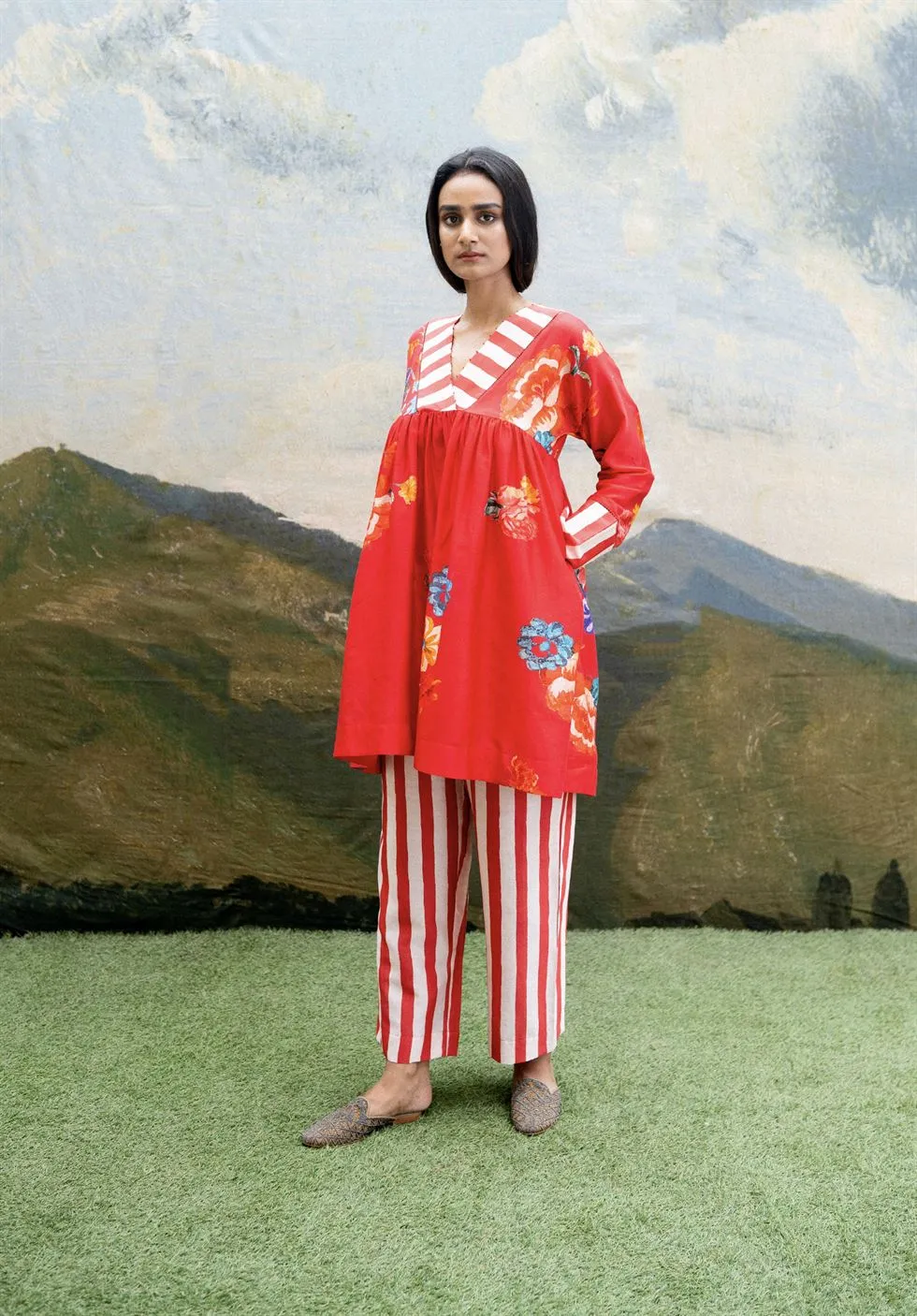 Yam   I   Cetona Gul Set KURTA SET  CHANDERI SILK RED An Indian Summer YAMKU05